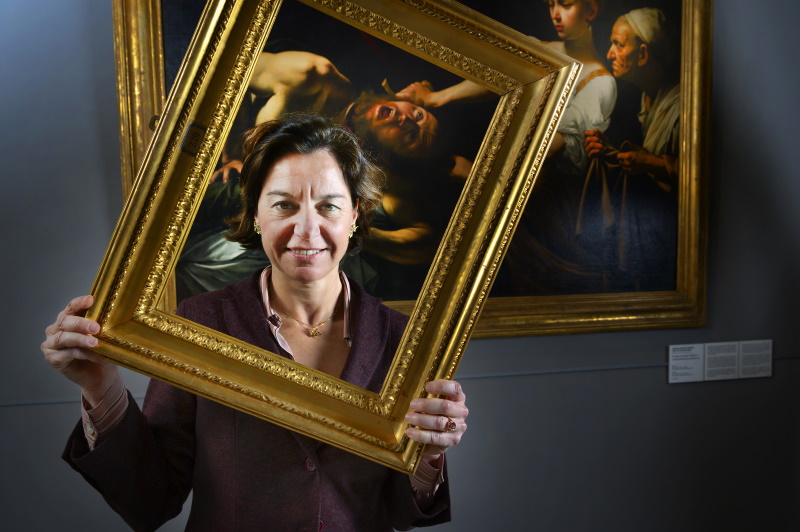 Flaminia Gennari Santori, Direttrice delle Gallerie Nazionali Barberini Corsini, Roma Mostra “Ritratte. Donne di arte e di scienza” Foto di Gerald Bruneau ©Fondazione Bracco Flaminia Gennari Santori, Direttrice delle Gallerie Nazionali Barberini Corsini, Roma Mostra “Ritratte. Donne di arte e di scienza” Foto di Gerald Bruneau ©Fondazione Bracco